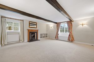 Sitting Room- click for photo gallery